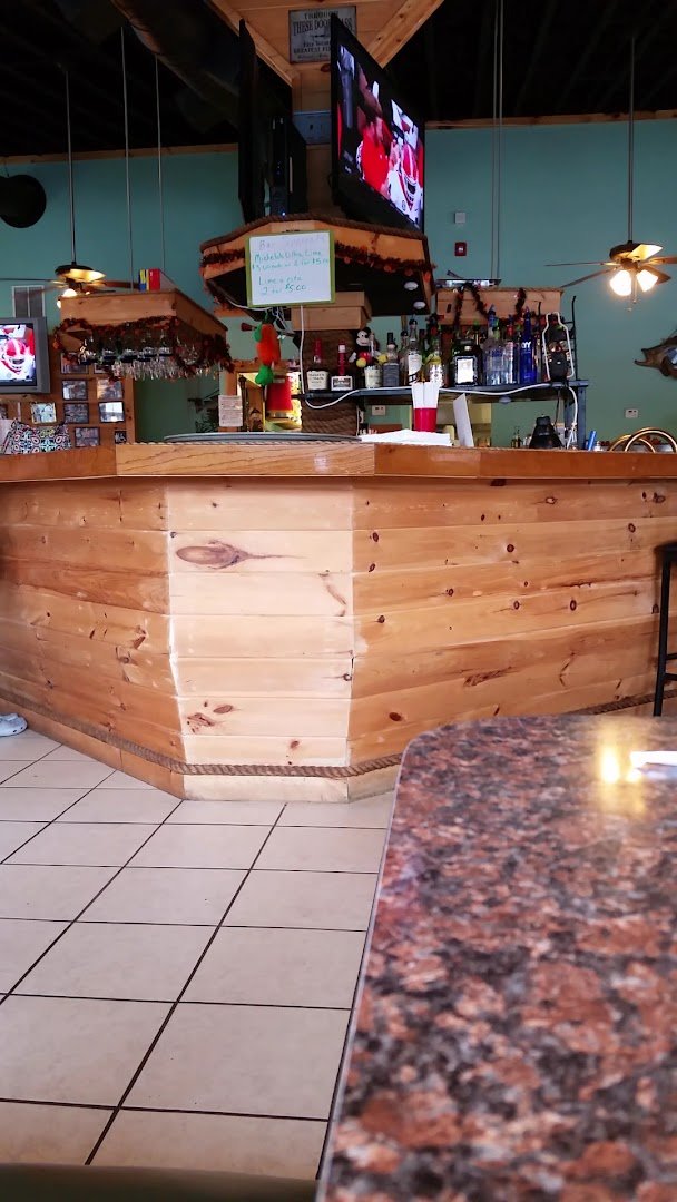 Casual dining space with simple seating
